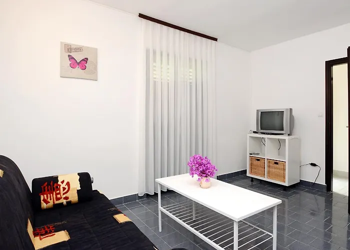 Apartment By The Sea Prigradica, Korcula - 9288 *